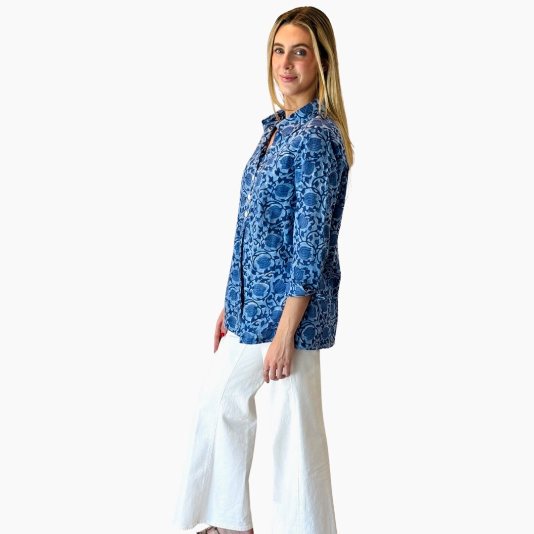 The Mason Button Back Cotton Block Print Top in Periwinkle and Blue — view 7