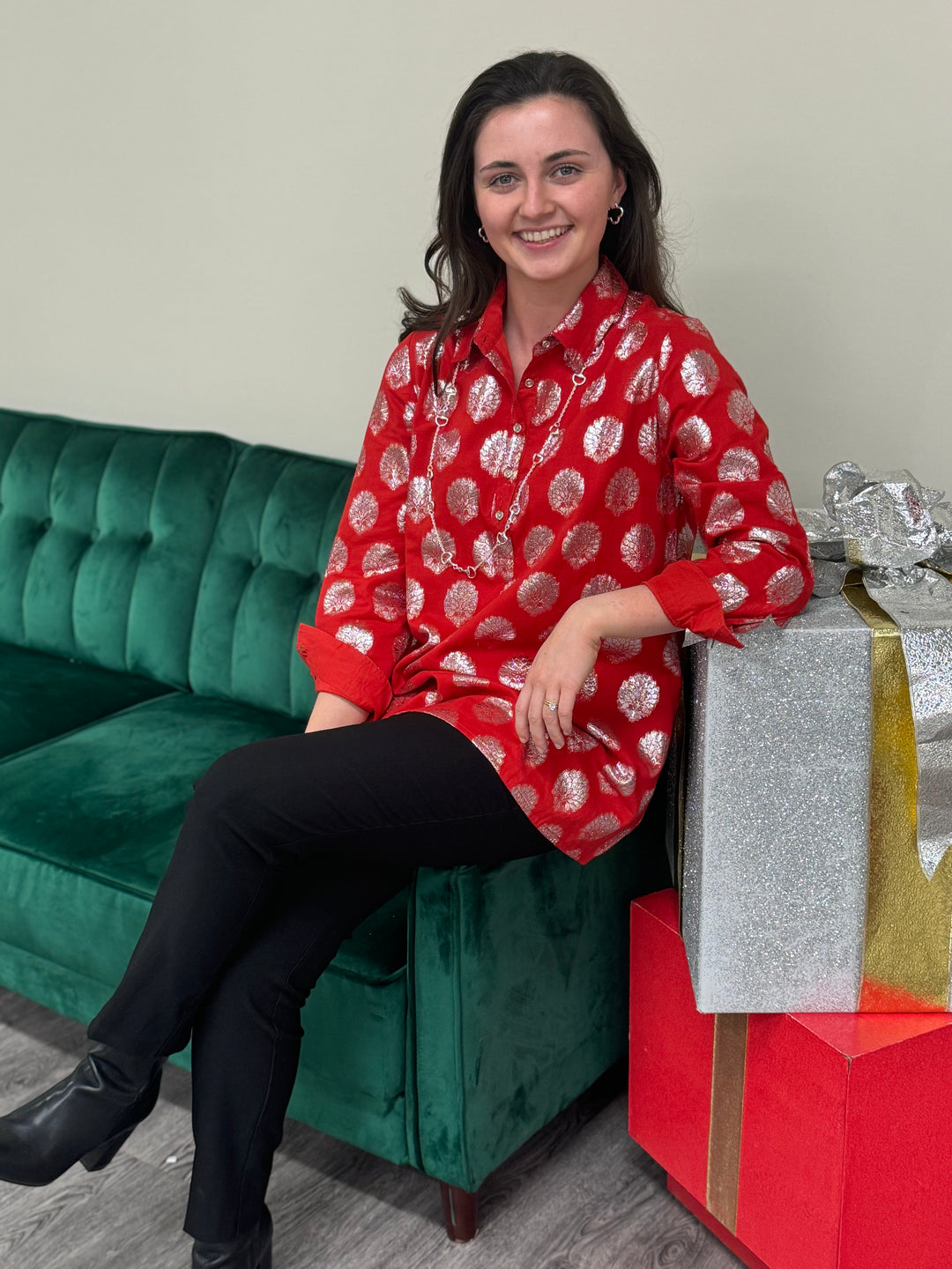 The Harper Easy Fit Top in Vibrant Red and Silver — view 8