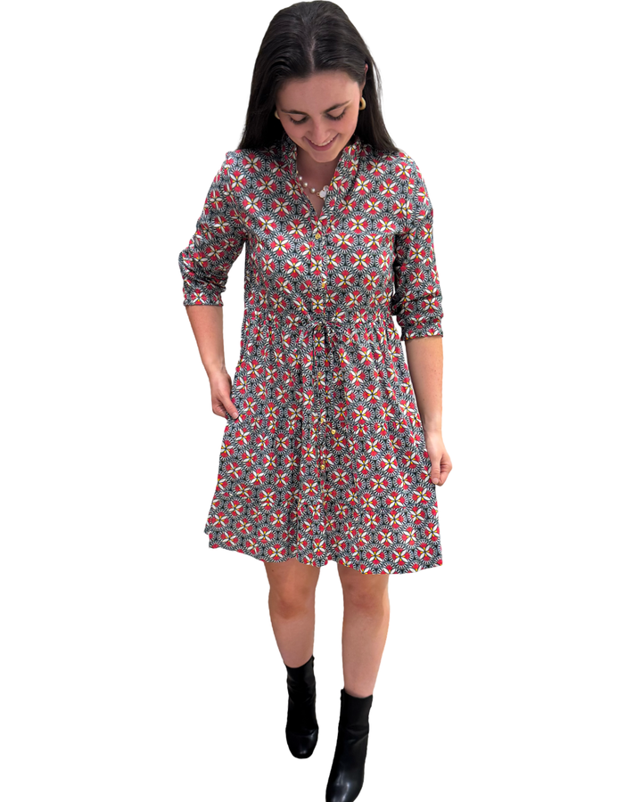 The Hamilton Tie Front Dress in Black and Red Pinwheel Print — view 4