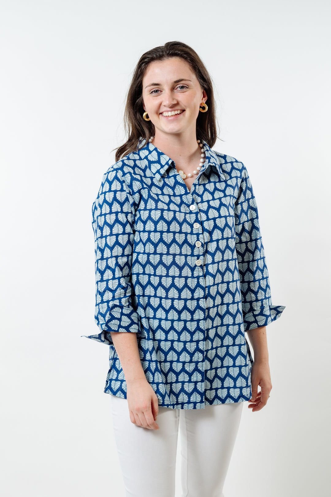 The Mason Button Back Top in Blue and White Cotton Block Print — view 4