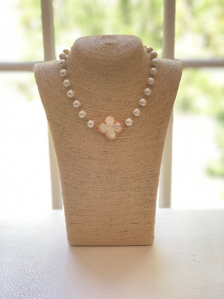 The Georgia Single Clover Pearl Necklace