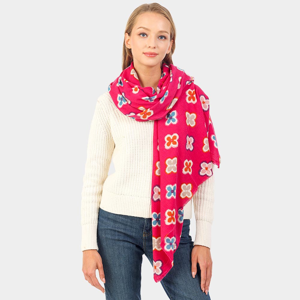 The Quatrefoil Statement Scarf — view 2